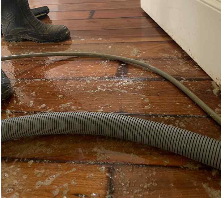 sewage cleanup emergency